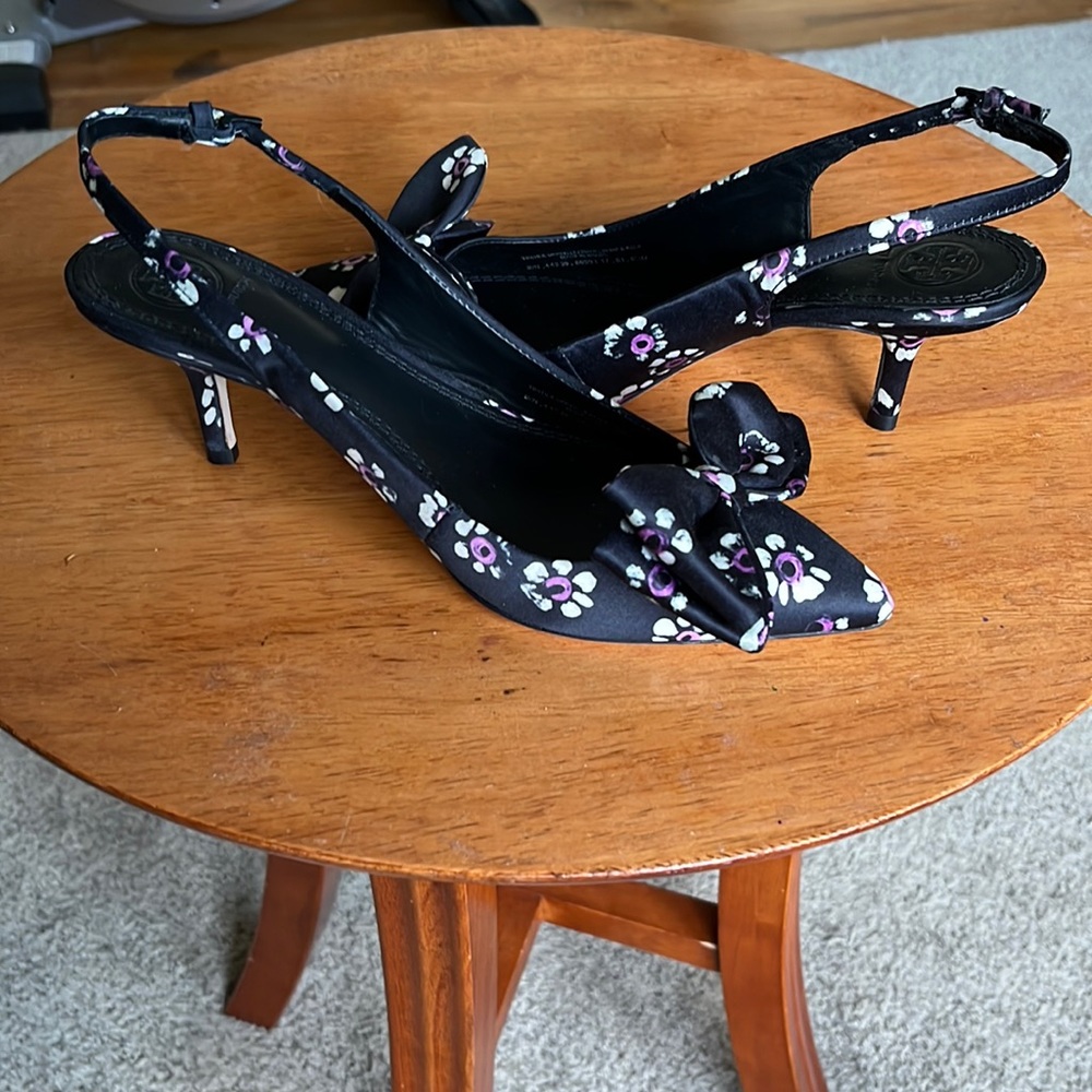 NWT Tory Burch Floral Slingback Pumps